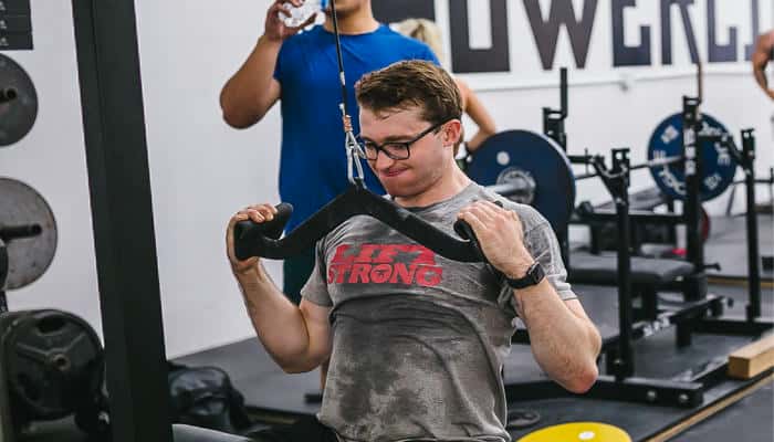 Best Lat Pulldown Variations for a Stronger Back